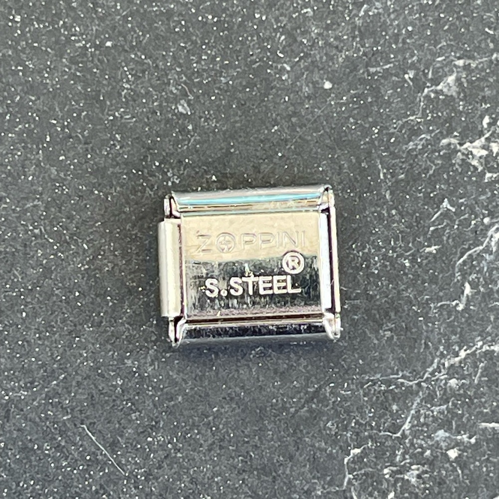 NWOT Zoppini red enameled bicycle charm - Picture 6 of 6